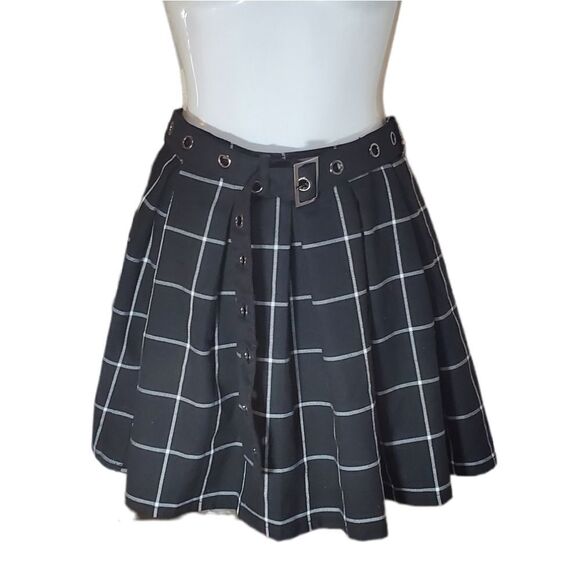 HOT TOPIC belted plaid skirt M - Picture 2 of 7